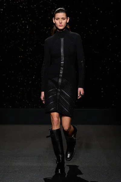 Look 54